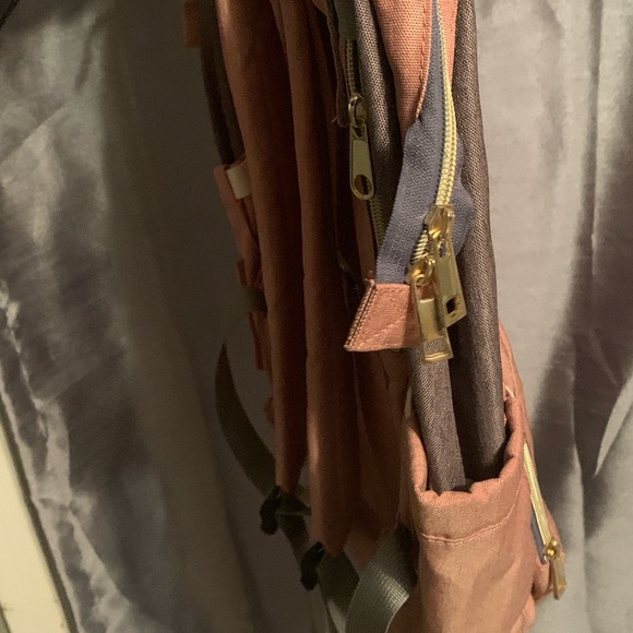 Great bag with beautiful details - Picture 6 of 8